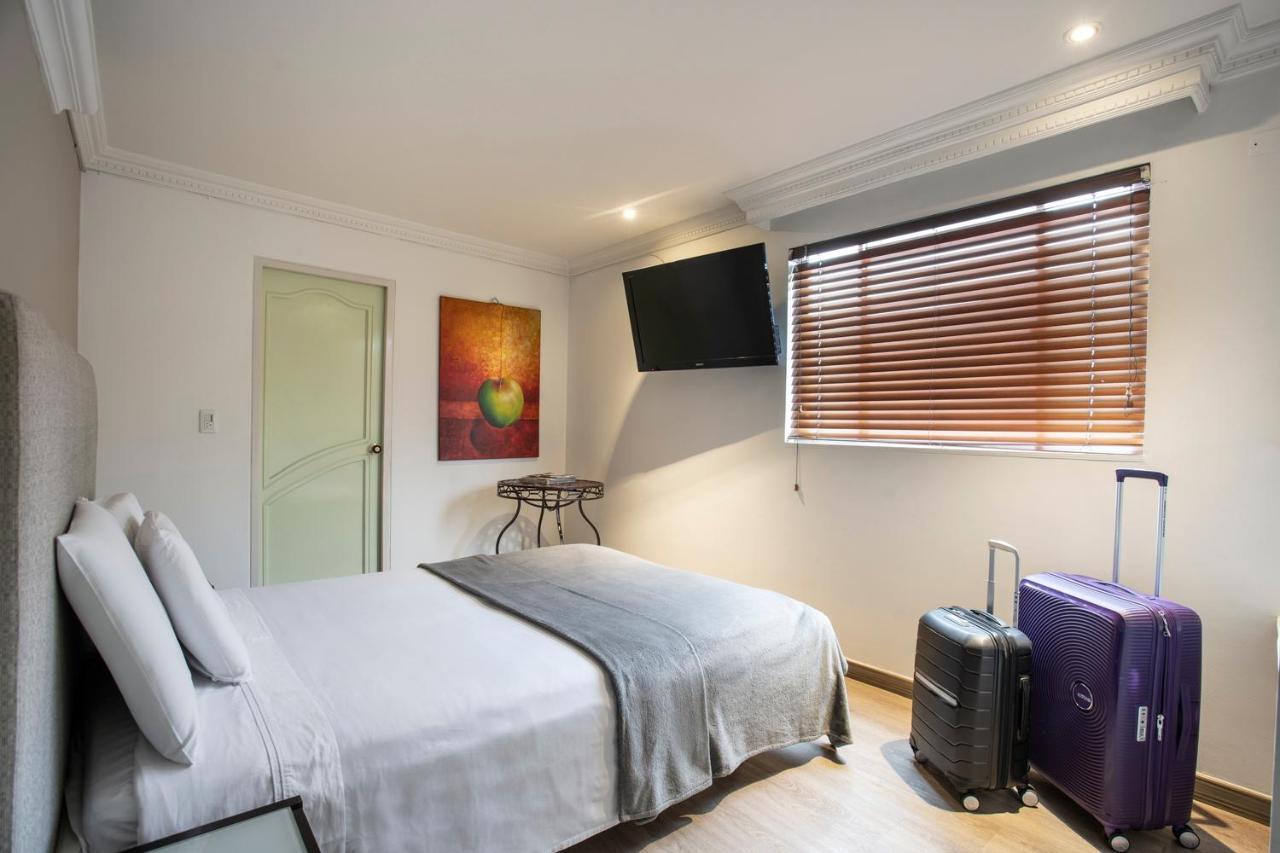 Hotel Picasso Inn Bogota Bagian luar foto