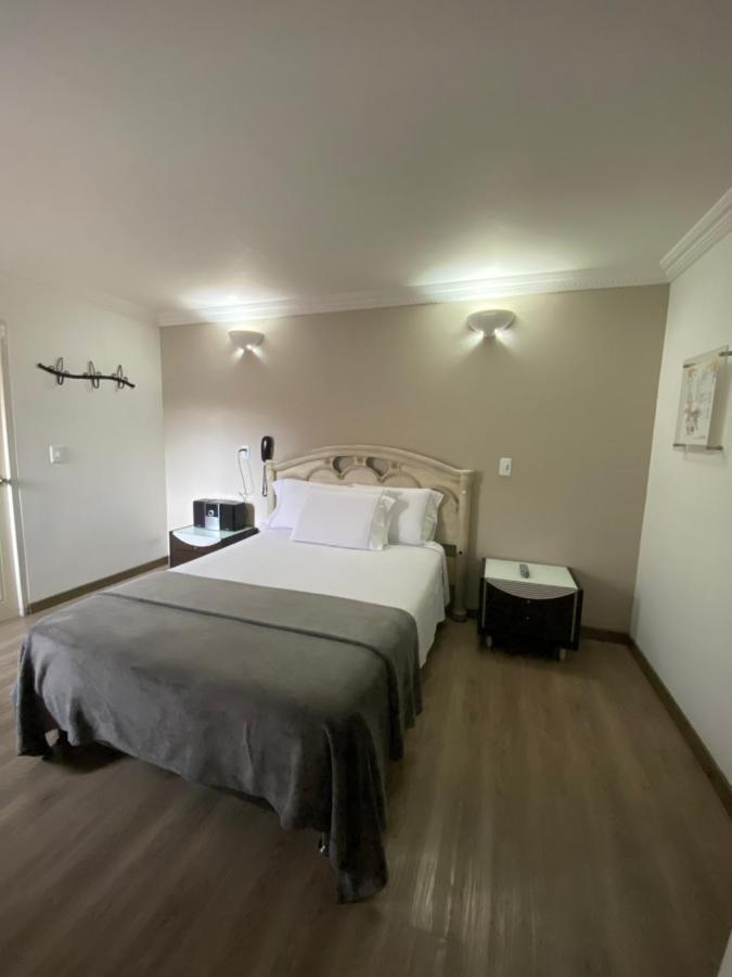Hotel Picasso Inn Bogota Bagian luar foto